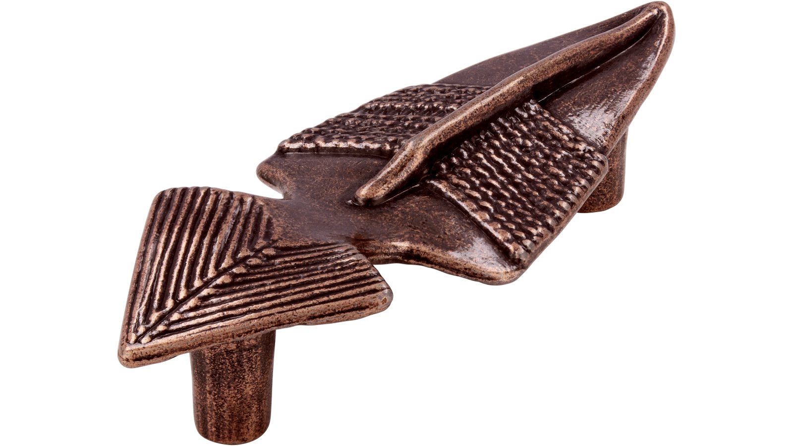 Griff Seelze Druckguss kupferfarbig brüniert - 94 mm lang  vor weißem Hintergrund