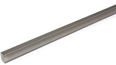Griff Veitshöchheim Kunststoff Metallfolieneffekt - edelstahleffekt - 246 mm lang  vor weißem Hintergrund