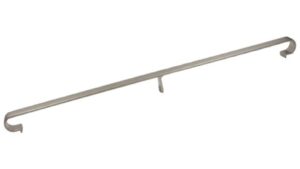 Griff Westerstede Druckguss matt vernickelt - 488 mm lang vor weißem Hintergrund