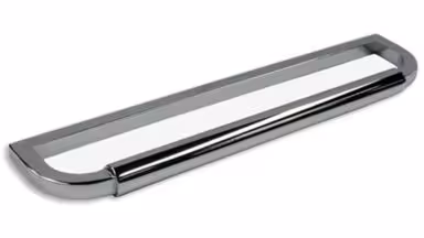 Griff Wittlich Druckguss chrom glänzend - 166 mm lang vor weißem Hintergrund