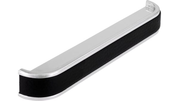 Griff Wunsiedel Kunstleder - Kunststoff metallisiert chrom glänzend schwarz - 153 mm lang  vor weißem Hintergrund