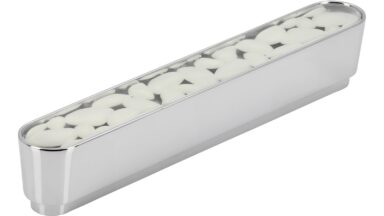 Griff + Einlage Ebersbach Druckguss - Kunststoff chrom glänzend weiß - 150 mm lang  vor weißem Hintergrund
