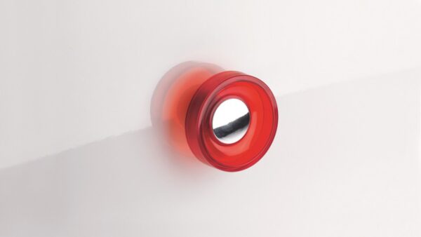 Knopf Altusried Kunststoff Glaseffekt - rot, Kunststoff metallisiert - chrom glänzend - 60 mm lang  vor weißem Hintergrund