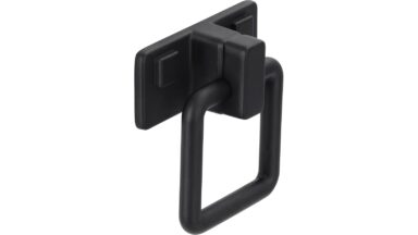 Knopf Braunsbedra Druckguss schwarz matt pulverbeschichtet - 51 mm lang vor weißem Hintergrund