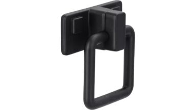 Knopf Braunsbedra Druckguss schwarz matt pulverbeschichtet - 51 mm lang  vor weißem Hintergrund