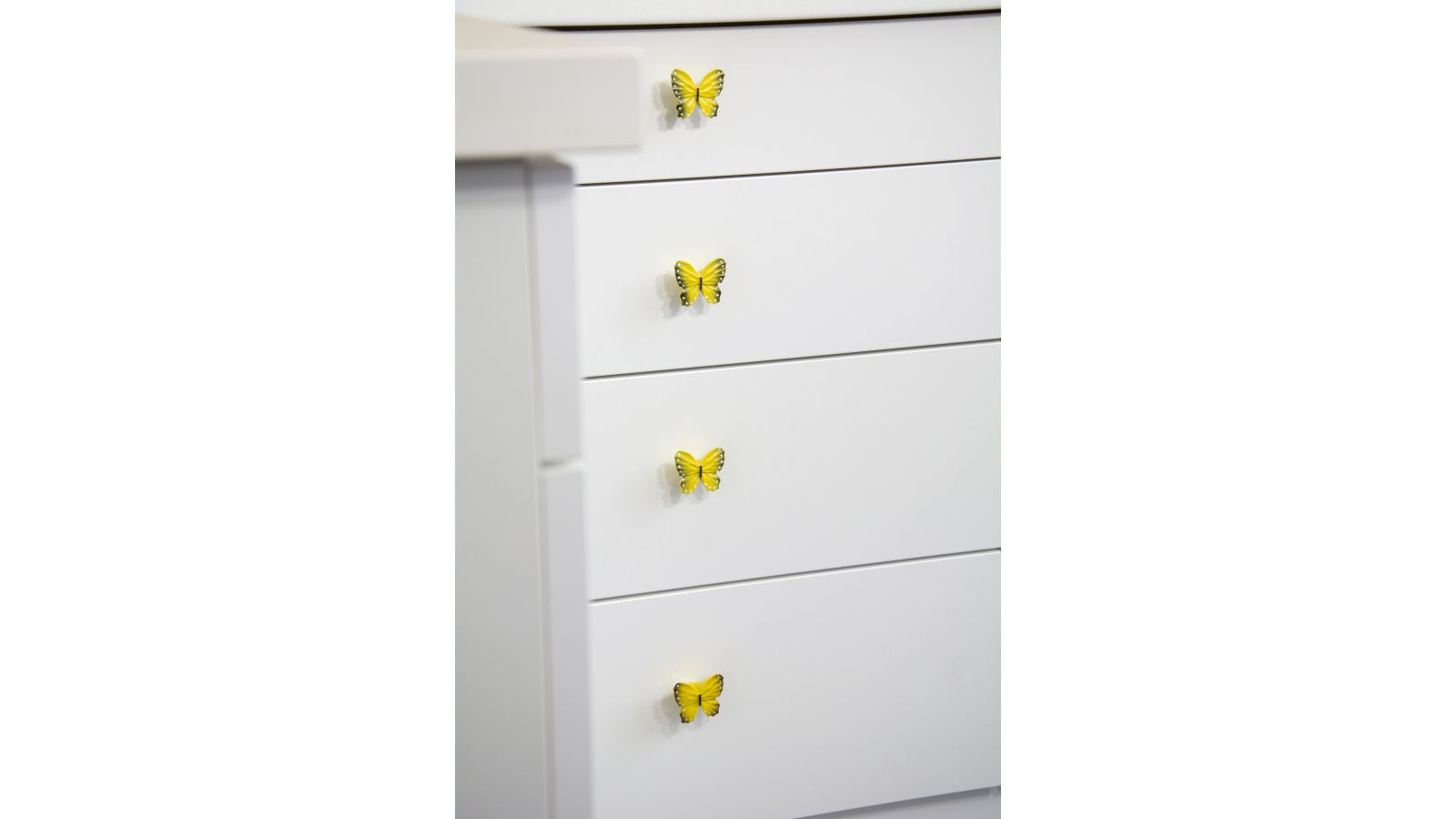 Moebelknopf-Fuessen-bunt-Kunststoff-laenge-40-597550-anwendung Knopf Füssen Kunststoff bunt - 40 mm lang vor weißem Hintergrund