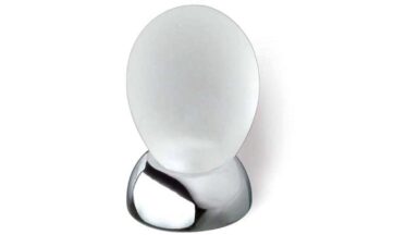 Knopf Großenkneten Kunststoff-Messing/Metallfuß glaseffekt kristall matt poliert verchromt - 20 mm lang vor weißem Hintergrund