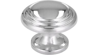 Knopf Heilbronn Druckguss chrom glänzend - 26 mm lang  vor weißem Hintergrund