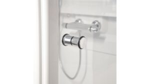 Moebelknopf-Kaufering-chrom-schwarz-Kunststoff-laenge-43-781996-anwendung Knopf Kaufering Kunststoff chrom glänzend schwarz - 43 mm lang vor weißem Hintergrund