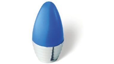 Knopf Sankt-Augstin Kunststoff glaseffekt matt blau metallisiert chrom glänzend - 16 mm lang vor weißem Hintergrund