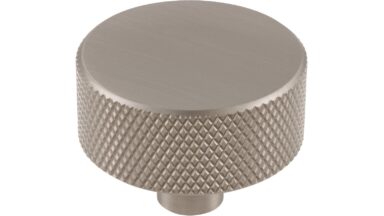 Knopf Threesixty Aluminium edelstahleffekt - 33 mm lang  vor weißem Hintergrund