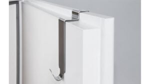 Türgarderobe Handewitt Stahl chrom glänzend 3 stück - 114 mm lang  vor weißem Hintergrund