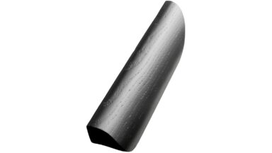 Griffleiste ARCHIVE Holz Asche - Schwarz gebeizt - 240 mm lang vor weißem Hintergrund