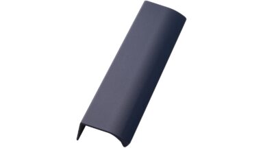 Griffleiste EDGE-Straight Aluminium - Mitternachtsblau m/Struktur - 200 mm lang vor weißem Hintergrund
