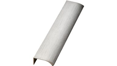 Griffleiste EDGE-Straight Aluminium - Edelstahloptik - 200 mm lang vor weißem Hintergrund