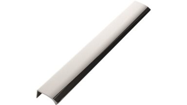 Griffleiste EDGE-Straight Aluminium - Glanz verchromt - 350 mm lang  vor weißem Hintergrund