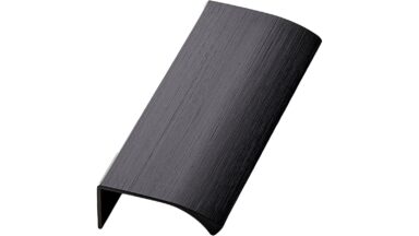 Griffleiste EDGE-Straight Aluminium - Gebürstet matt schwarz - 100 mm lang vor weißem Hintergrund