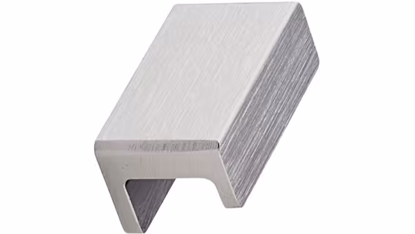 Griffleiste STATION Aluminium - Edelstahloptik - 44 mm lang vor weißem Hintergrund