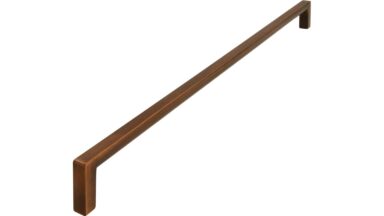 Griff Bruckmühl Druckguss messing schwarz gebürstet - 328 mm lang vor weißem Hintergrund