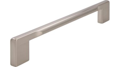 Griff Clausthal-Zellerfeld Druckguss vernickelt feingeschliffen - 180 mm lang vor weißem Hintergrund
