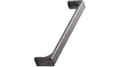 Griff FOLD Zink - Grau antik - 170 mm lang vor weißem Hintergrund