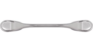Griff Freital Druckguss chrom glänzend - 126 mm lang  vor weißem Hintergrund
