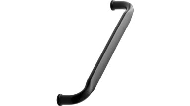 Griff GATE Zink - Schwarz matt - 172 mm lang  vor weißem Hintergrund