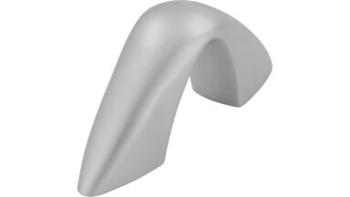Griff Landshut Kunststoff weißaluminium - 64 mm lang vor weißem Hintergrund