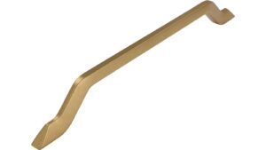 Griff Neuenburg Druckguss messingfarbig getrommelt matt - 250 mm lang vor weißem Hintergrund