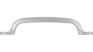 Griff Porta-Westfalica Druckguss chrom matt - 131 mm lang  vor weißem Hintergrund