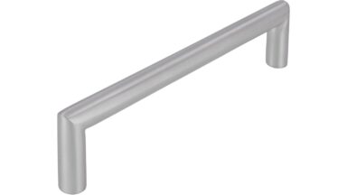 Griff Schwaikheim Edelstahl fein geschliffen - 138 mm lang  vor weißem Hintergrund