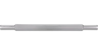 Griff Stripes-Massiv Druckguss chrom glänzend - 168 mm lang  vor weißem Hintergrund