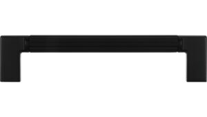 Griff Stripes Aluminium/Druckguss schwarz matt pulverbeschichtet schwarz matt pulverbeschichtet - 142 mm lang  vor weißem Hintergrund