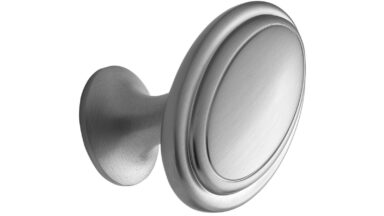 Knopf OVAL Zink - Edelstahloptik - 60 mm lang vor weißem Hintergrund