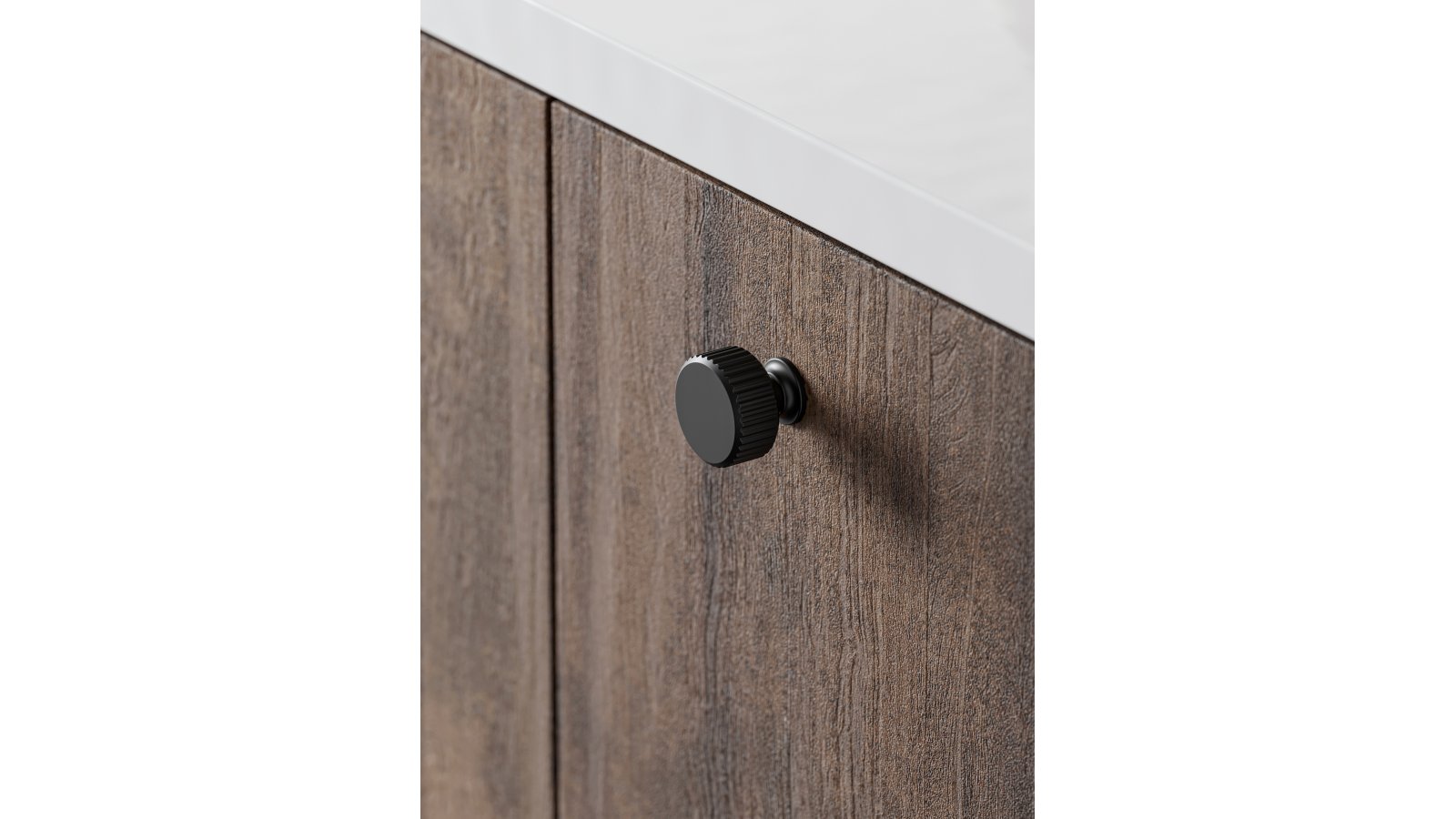 Knopf Stripes-Round-Massiv Druckguss schwarz matt pulverbeschichtet - 30 mm lang  vor weißem Hintergrund