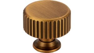 Knopf Stripes-Round-Massiv Druckguss messing schwarz gebürstet - 30 mm lang  vor weißem Hintergrund