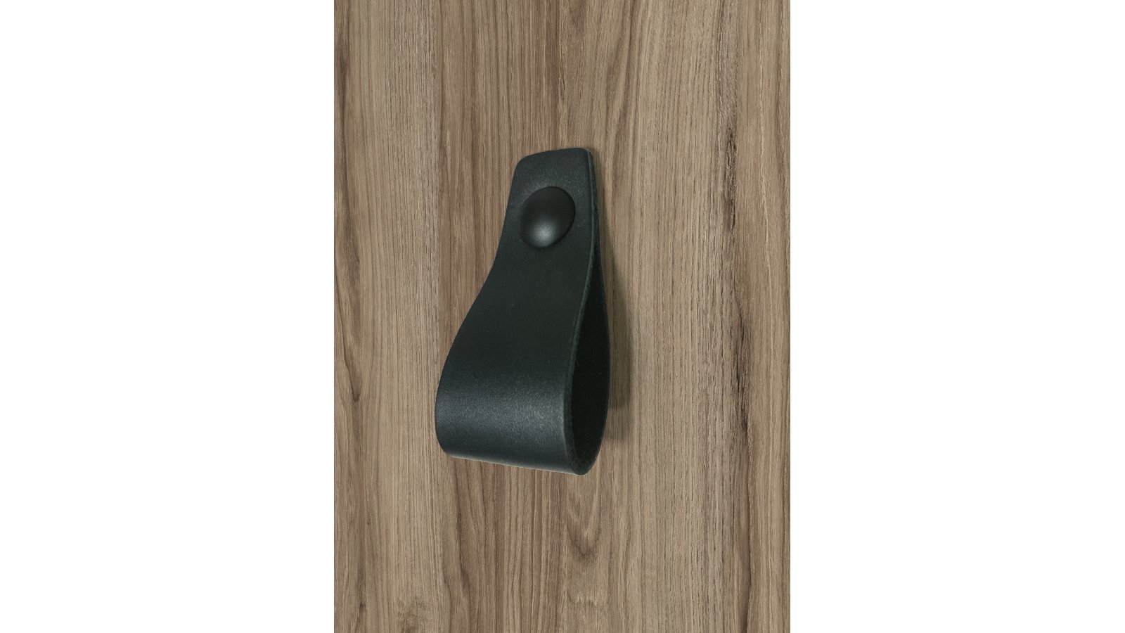 Knopf Wettin-Löbejün Druckguss schwarz Leder - 70 mm lang  vor weißem Hintergrund