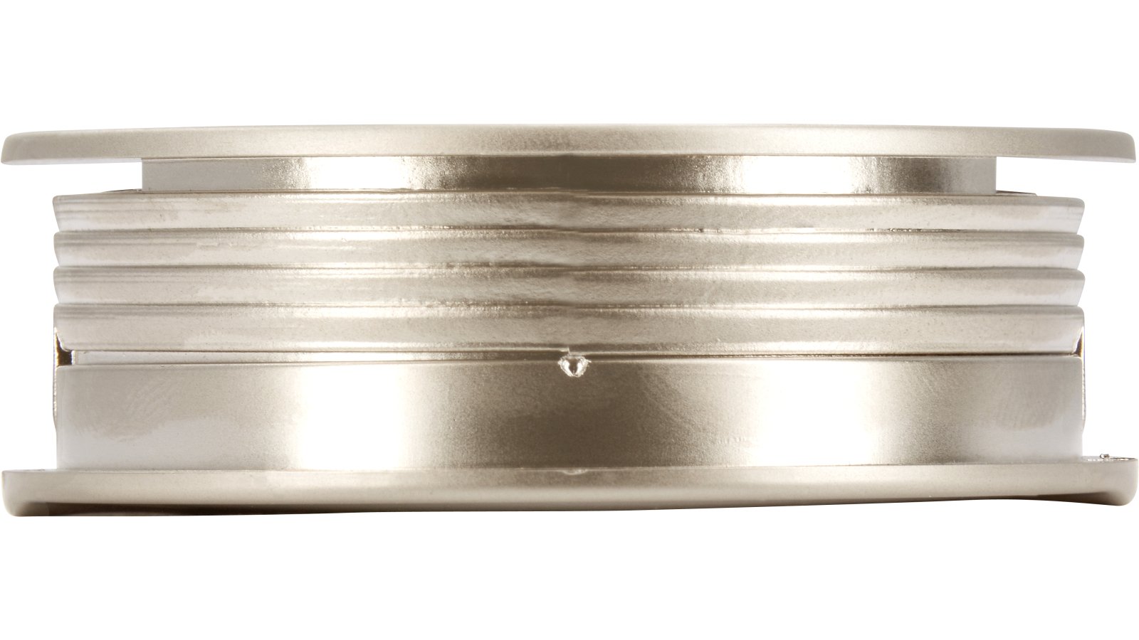 Muschel Steinfurt Kunststoff metallisiert nickel - 60 mm lang  vor weißem Hintergrund