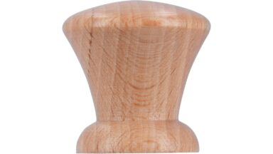 Knopf Ilsede Holz buche natur lackiert - 30 mm lang  vor weißem Hintergrund