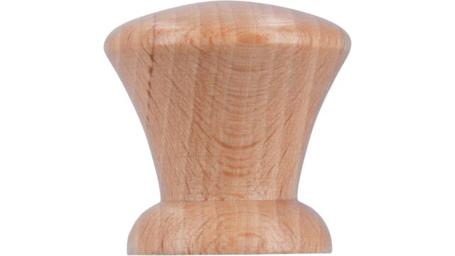Knopf Ilsede Holz buche natur lackiert - 30 mm lang  vor weißem Hintergrund