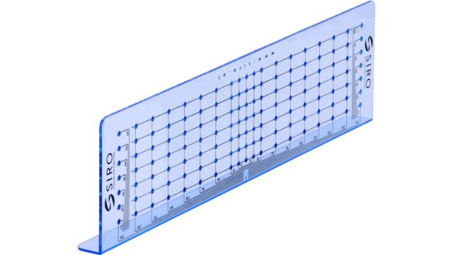 Bohrschablone Plön Kunststoff blau transparent - 288 mm lang  vor weißem Hintergrund