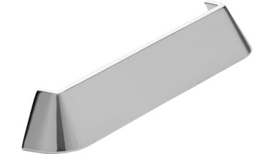 Griffleiste Cadolzburg Zinkdruckguß - chrom glänzend - 184 mm lang  vor weißem Hintergrund