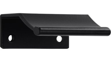Griffleiste Gilching Aluminium schwarz matt pulverbeschichtet - 45 mm lang vor weißem Hintergrund