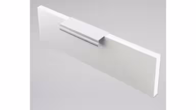 Griffleiste Oberkirch Aluminium silber natur matt - 148 mm lang  vor weißem Hintergrund