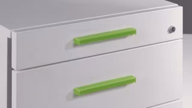 Griffleiste Roxheim Kunststoff - weiß, Kunststoff Glaseffekt - transparent klar - 148 mm lang  vor weißem Hintergrund