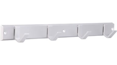 Hakenleiste Grefrath Aluminium - Kunststoff silber natur matt weiß - 450 mm lang vor weißem Hintergrund