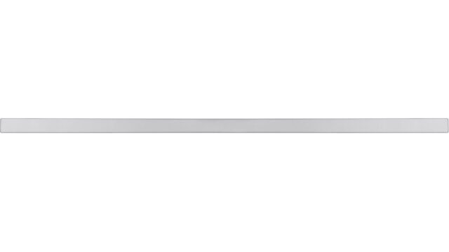 Handtuchhalter Freilassing Aluminium chrom glänzend - 300 mm lang  vor weißem Hintergrund