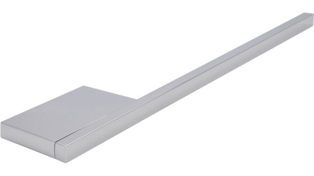 Handtuchhalter Freilassing Aluminium chrom glänzend - 300 mm lang  vor weißem Hintergrund
