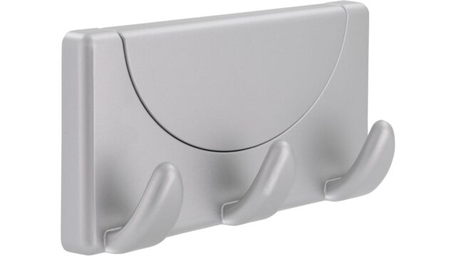 Haken Buxtehude Kunststoff metallisiert - weißaluminium - 103 mm lang  vor weißem Hintergrund