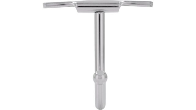 Haken Illertissen Stahl chrom glänzend 3 stück - 34 mm lang  vor weißem Hintergrund